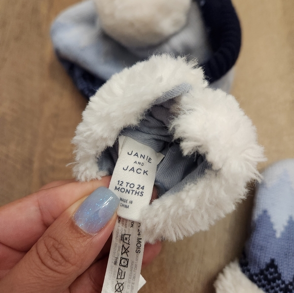 Janie and Jack- Fair Isle Pom Beanie and Gloves 12-24 Months - Picture 5 of 6